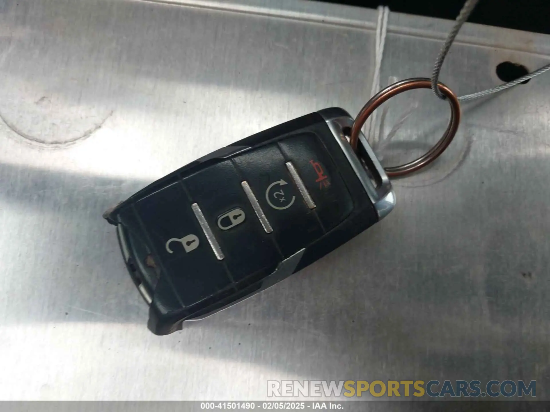 11 fotografías del automóvil dañado 1C6SRFFT7LN291789 RAM 1500 2020