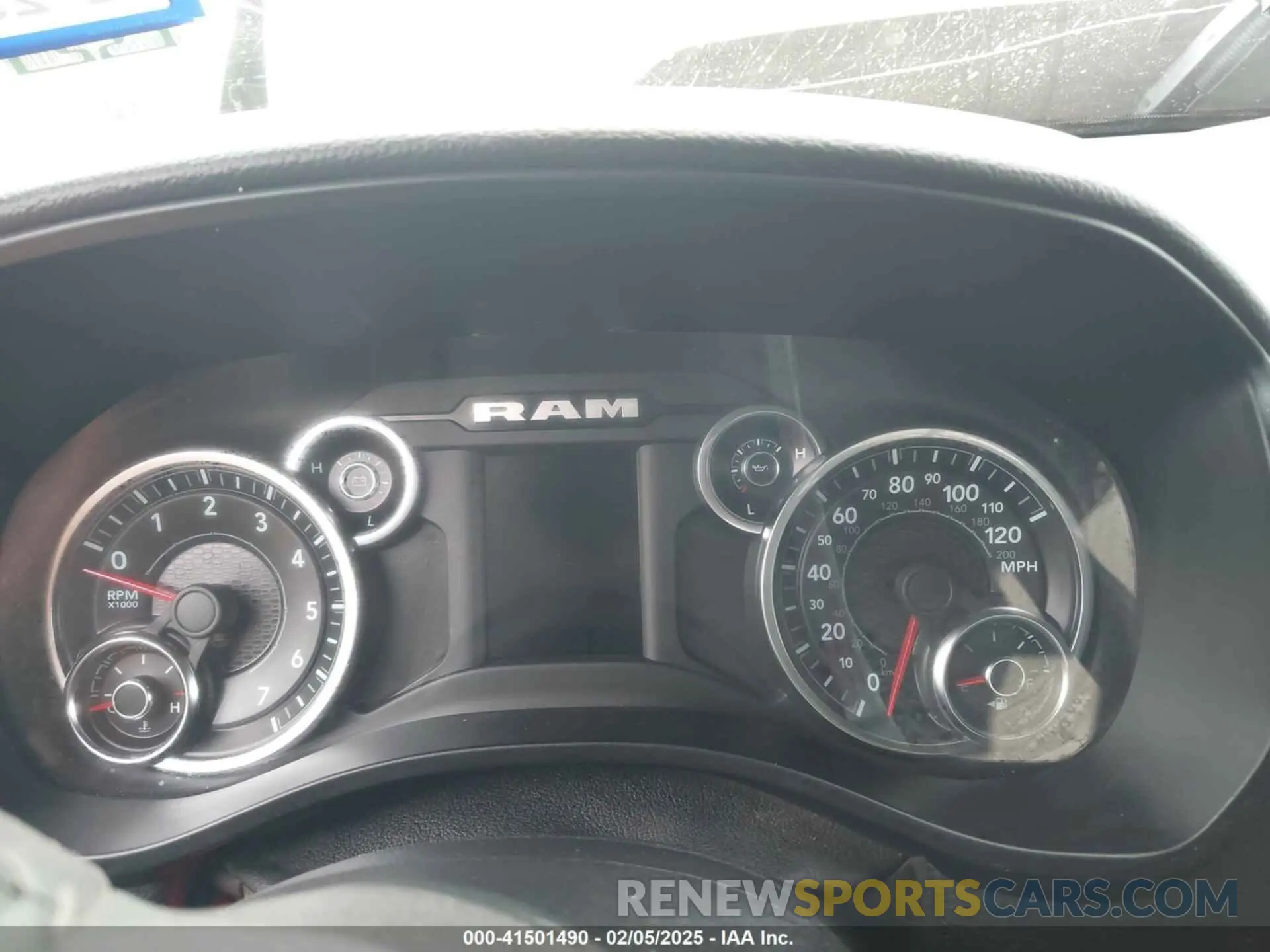 16 fotografías del automóvil dañado 1C6SRFFT7LN291789 RAM 1500 2020