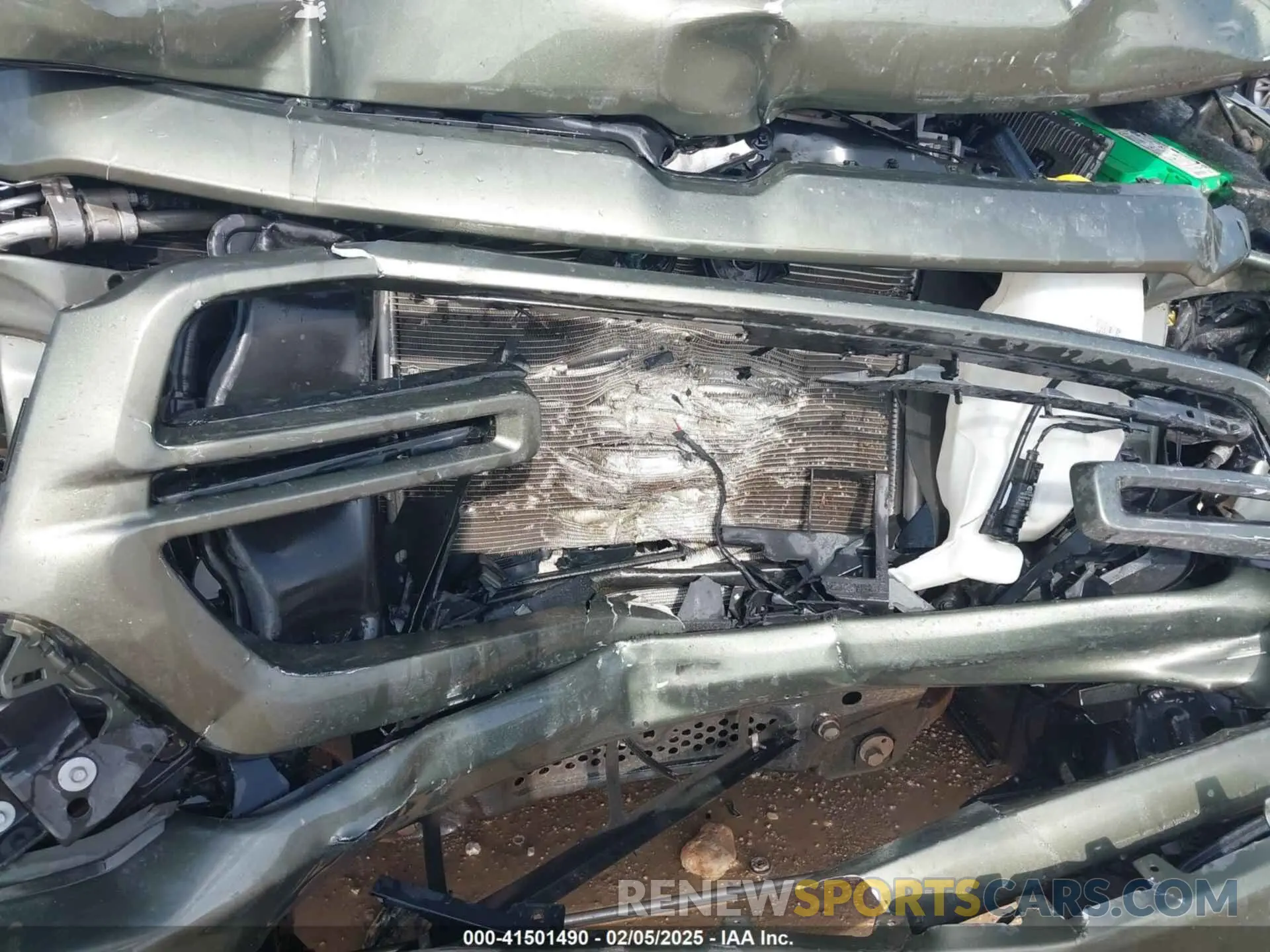 21 fotografías del automóvil dañado 1C6SRFFT7LN291789 RAM 1500 2020