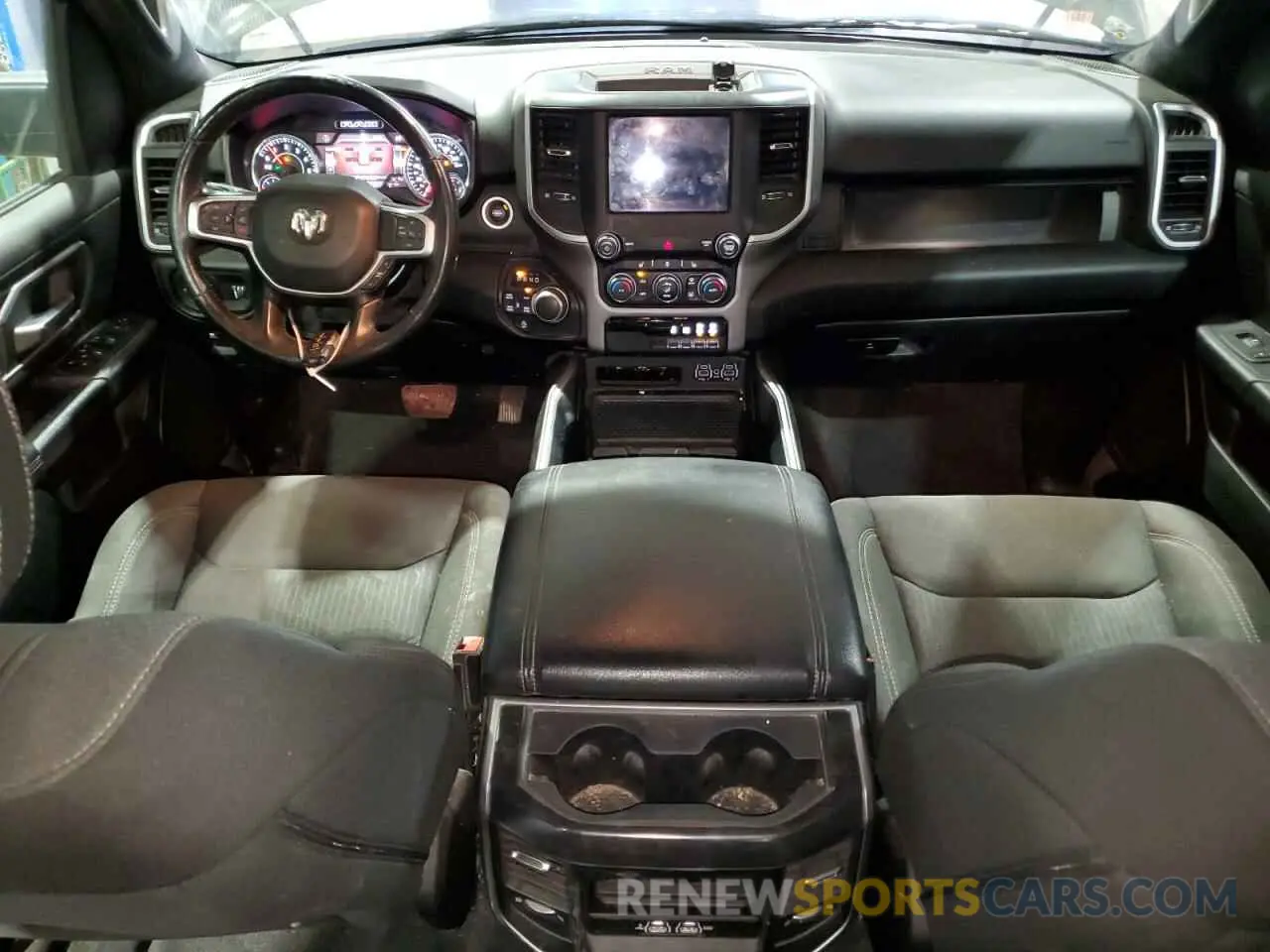 8 fotografías del automóvil dañado 1C6SRFFT7LN399927 RAM 1500 2020