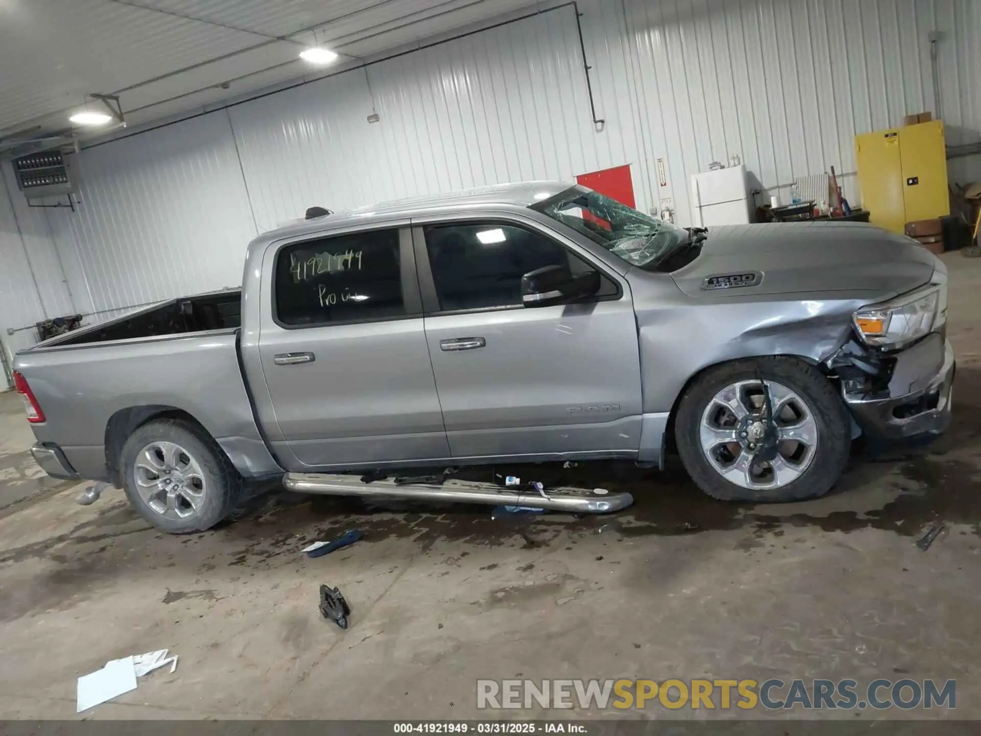 12 fotografías del automóvil dañado 1C6SRFFT8LN113101 RAM 1500 2020