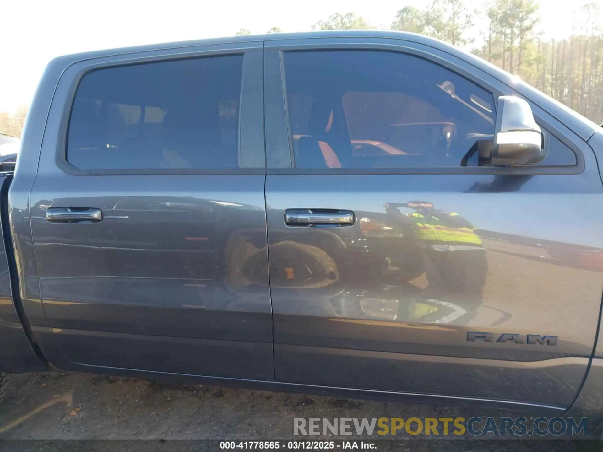 13 fotografías del automóvil dañado 1C6SRFFT8LN182161 RAM 1500 2020