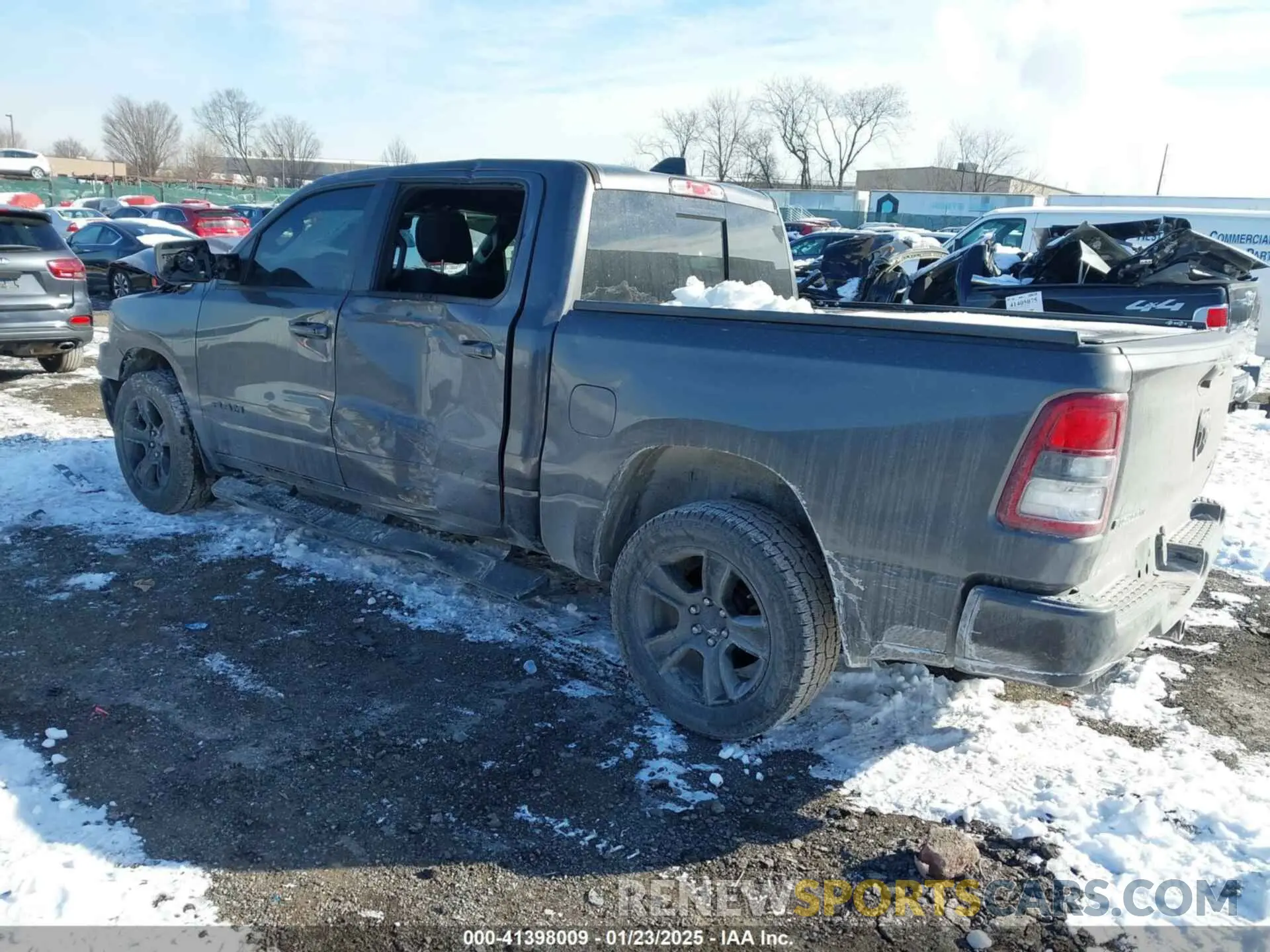 3 fotografías del automóvil dañado 1C6SRFFT8LN182905 RAM 1500 2020