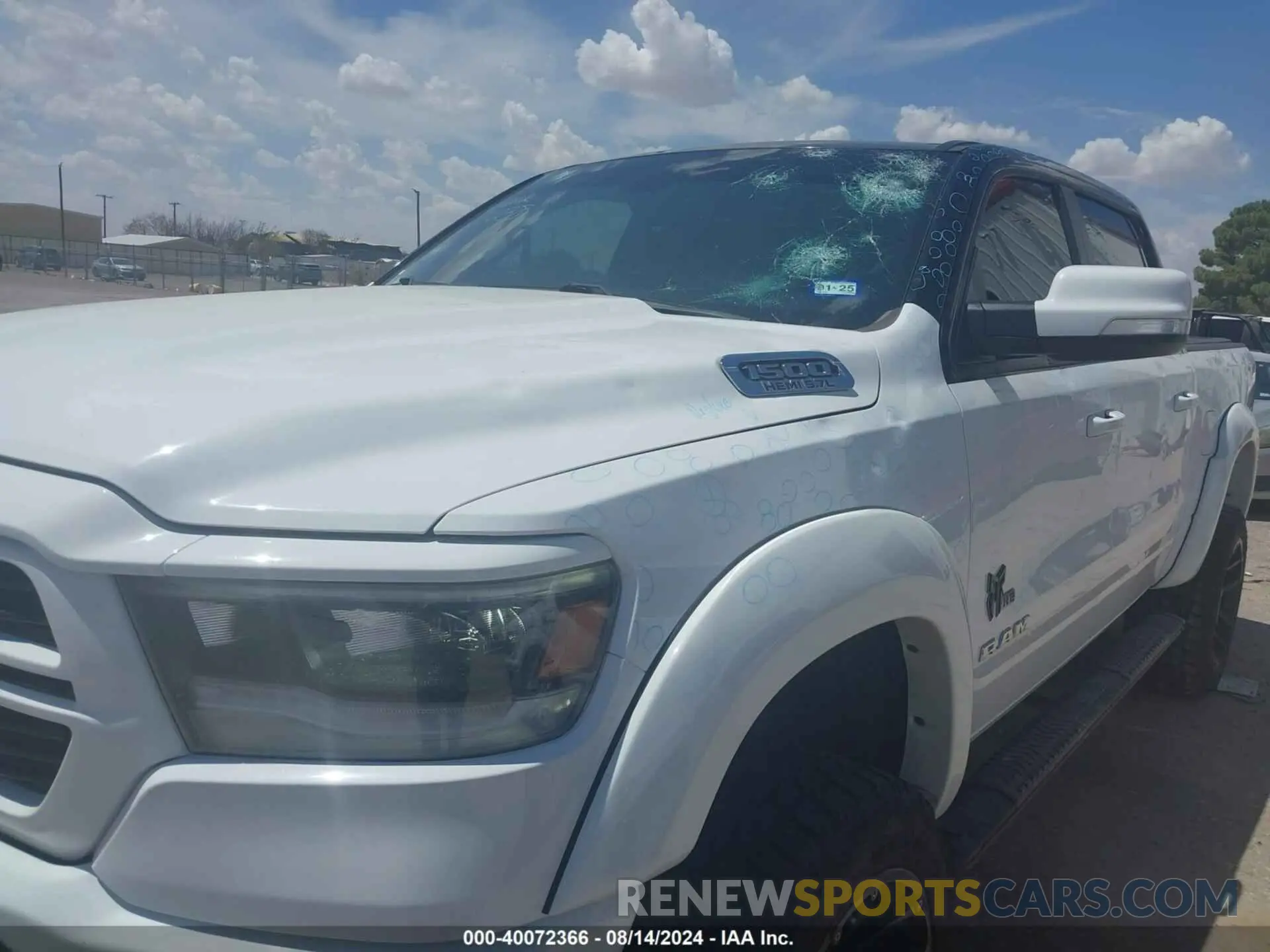 6 fotografías del automóvil dañado 1C6SRFFT8LN282504 RAM 1500 2020