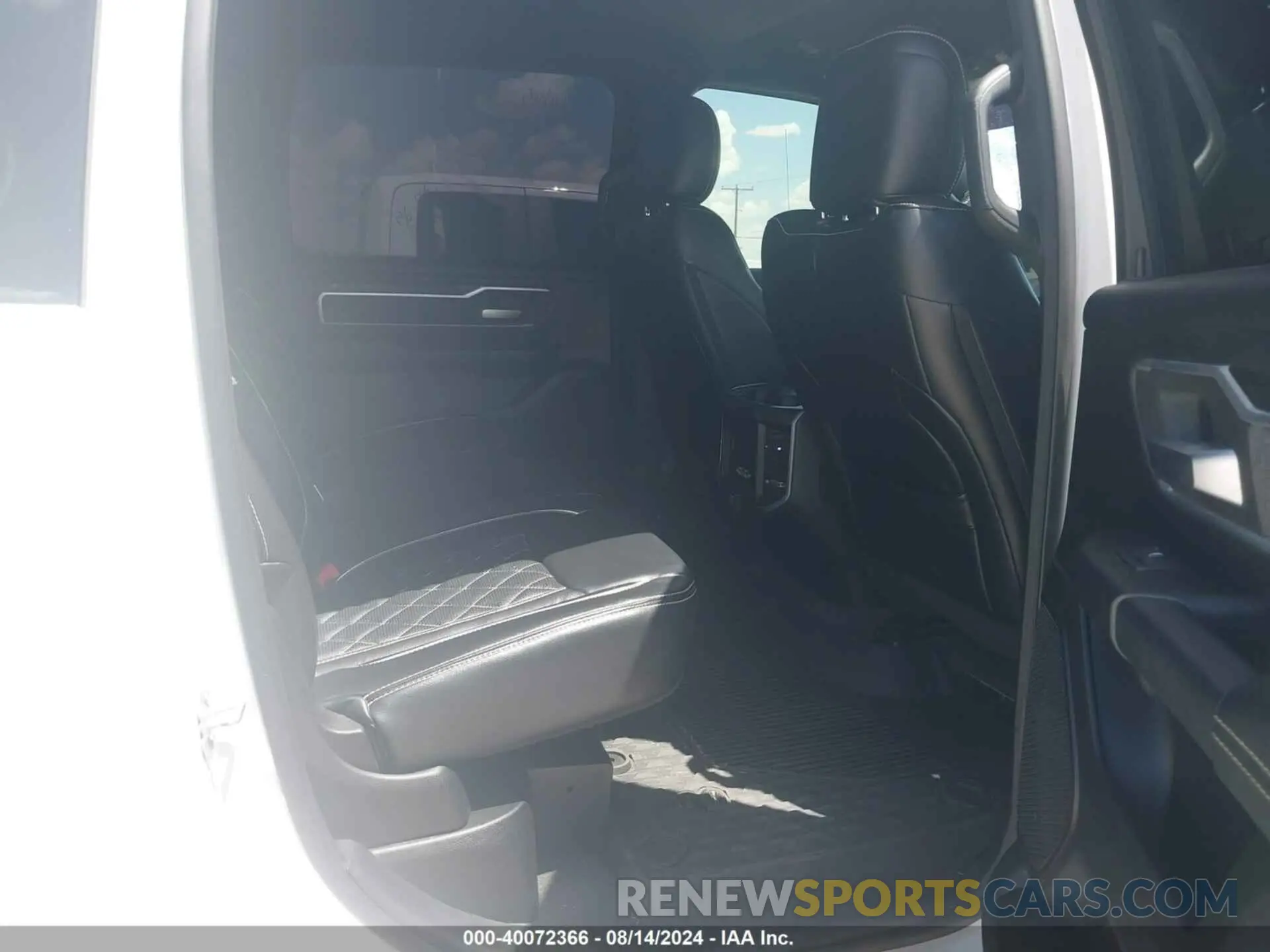 8 fotografías del automóvil dañado 1C6SRFFT8LN282504 RAM 1500 2020