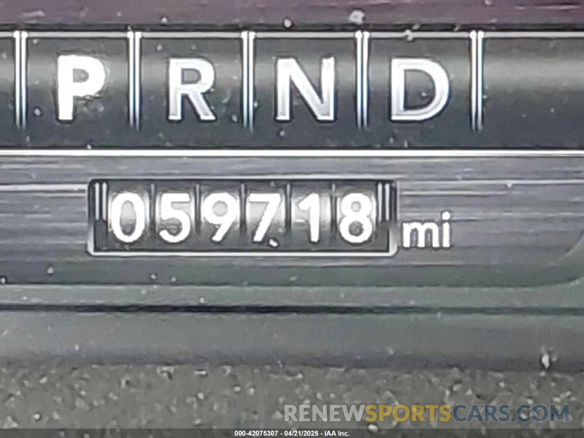 16 fotografías del automóvil dañado 1C6SRFFT8LN326825 RAM 1500 2020