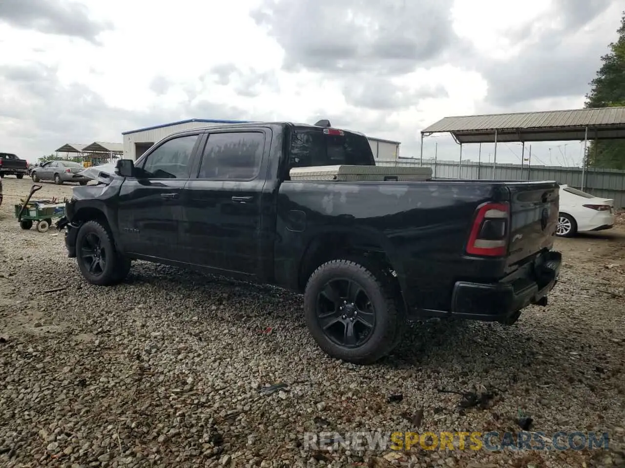 2 fotografías del automóvil dañado 1C6SRFFT8LN385180 RAM 1500 2020
