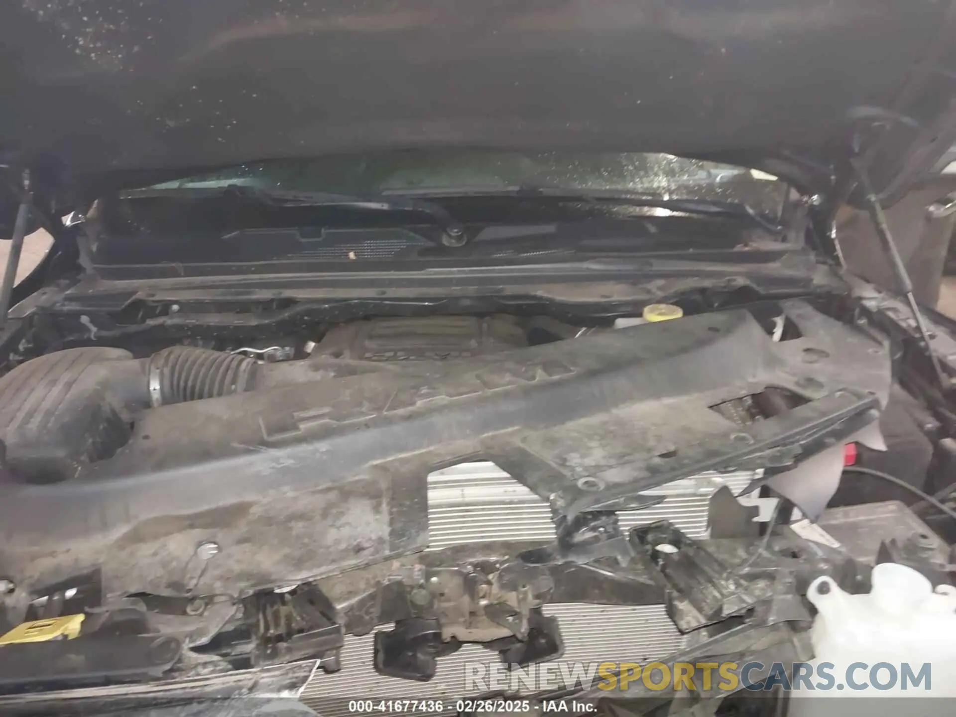 10 fotografías del automóvil dañado 1C6SRFFT8LN394980 RAM 1500 2020