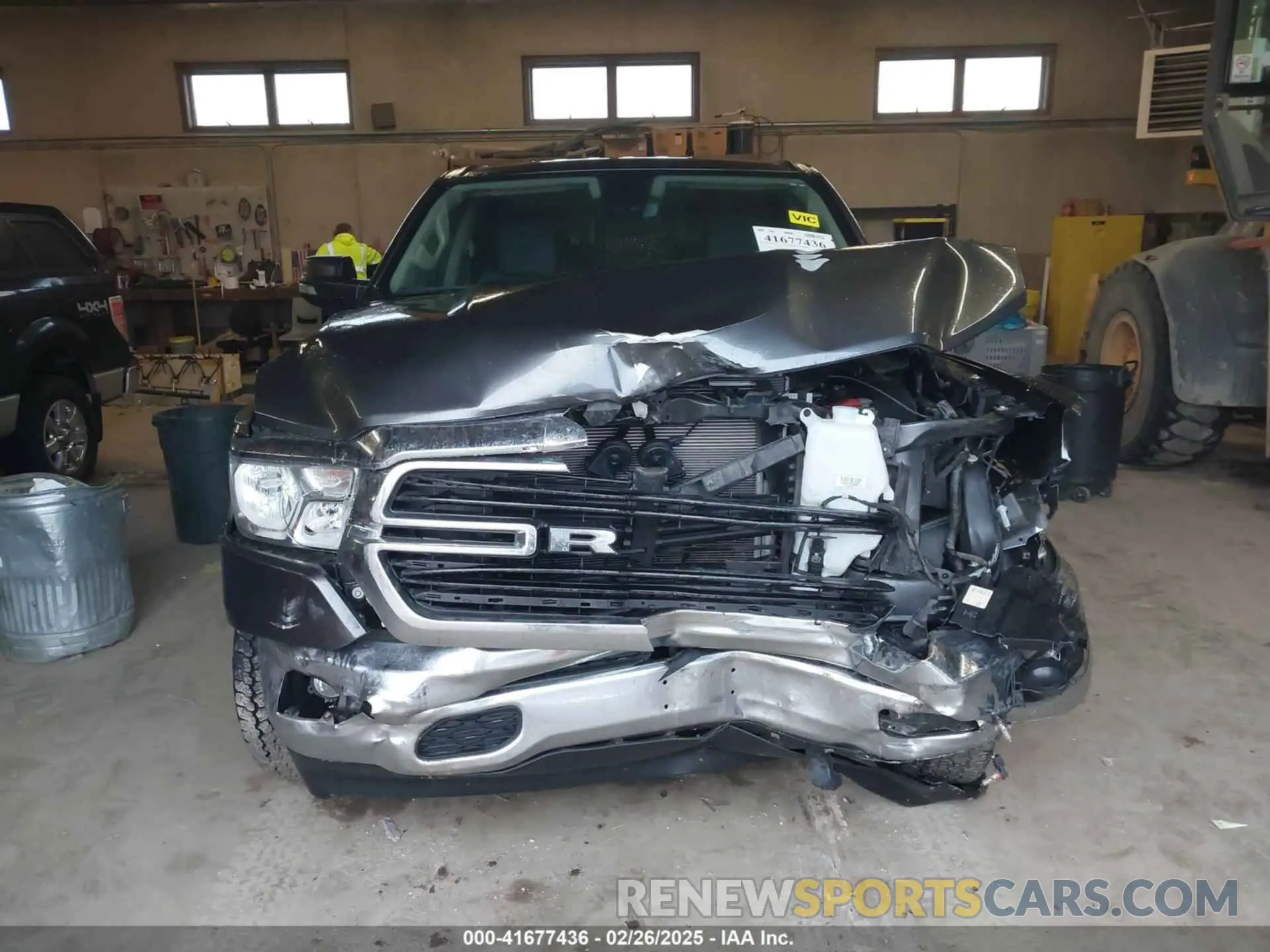 13 fotografías del automóvil dañado 1C6SRFFT8LN394980 RAM 1500 2020