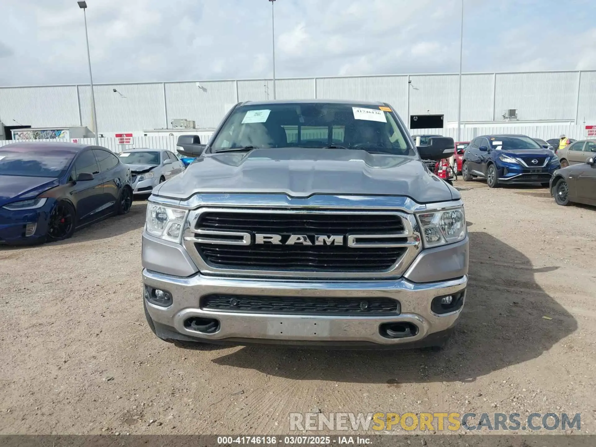 13 fotografías del automóvil dañado 1C6SRFFTXLN104769 RAM 1500 2020