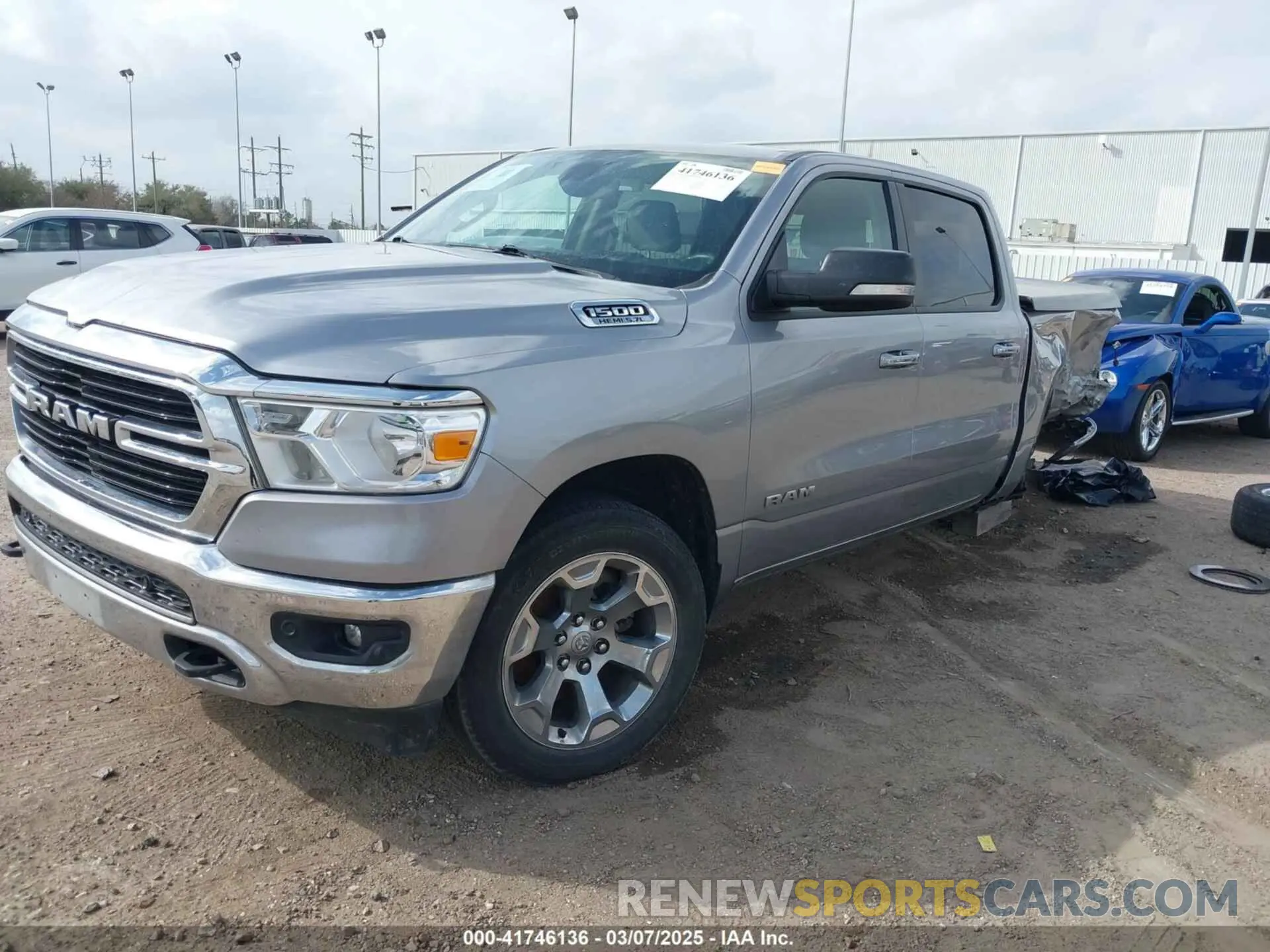 2 fotografías del automóvil dañado 1C6SRFFTXLN104769 RAM 1500 2020
