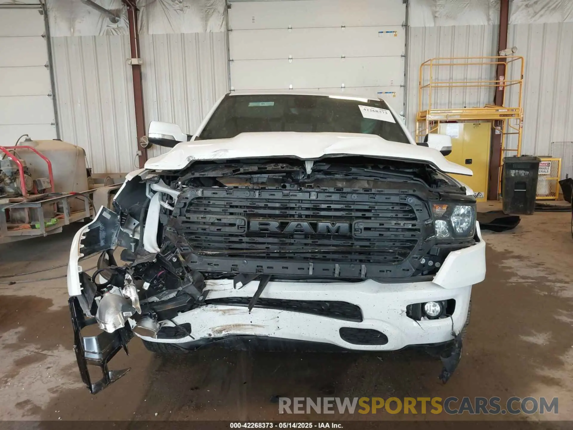 12 fotografías del automóvil dañado 1C6SRFFTXLN241064 RAM 1500 2020