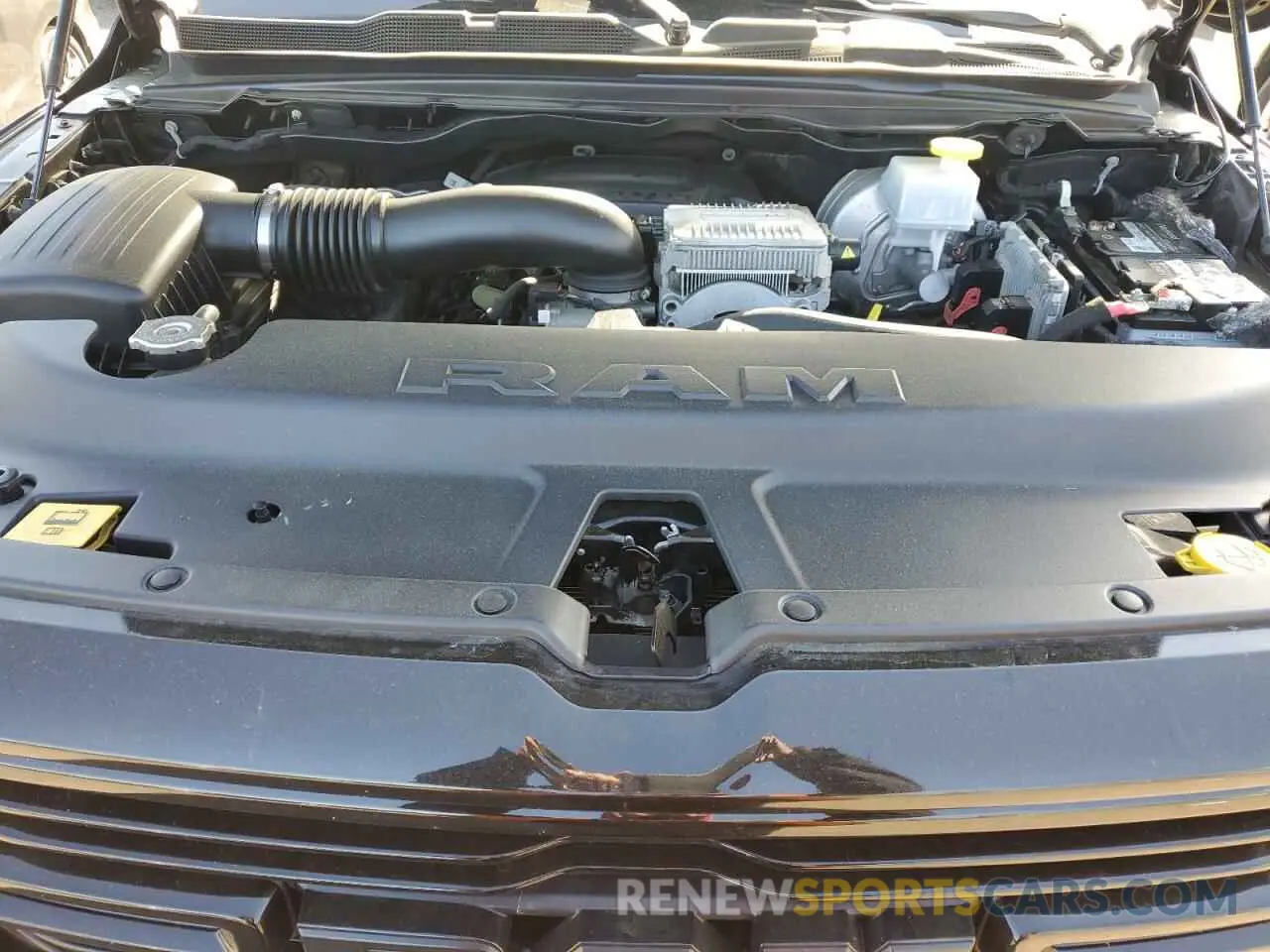 11 fotografías del automóvil dañado 1C6SRFFTXLN309914 RAM 1500 2020