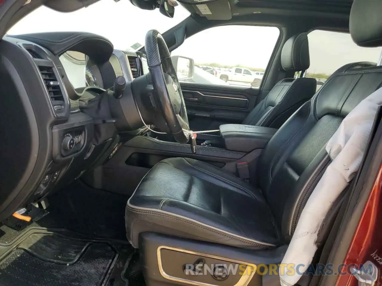 7 fotografías del automóvil dañado 1C6SRFHT1LN371196 RAM 1500 2020