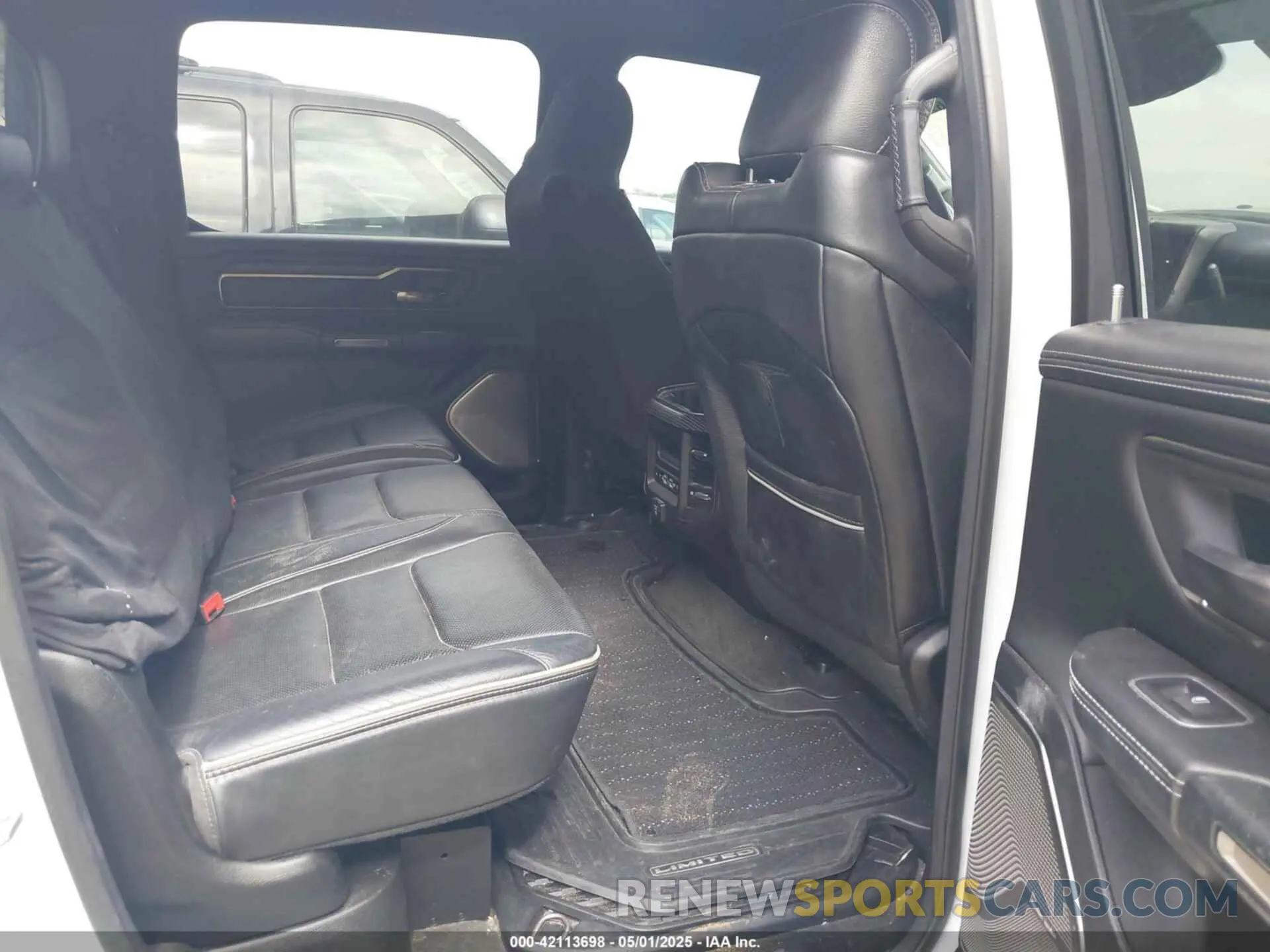 8 fotografías del automóvil dañado 1C6SRFHT4LN172319 RAM 1500 2020