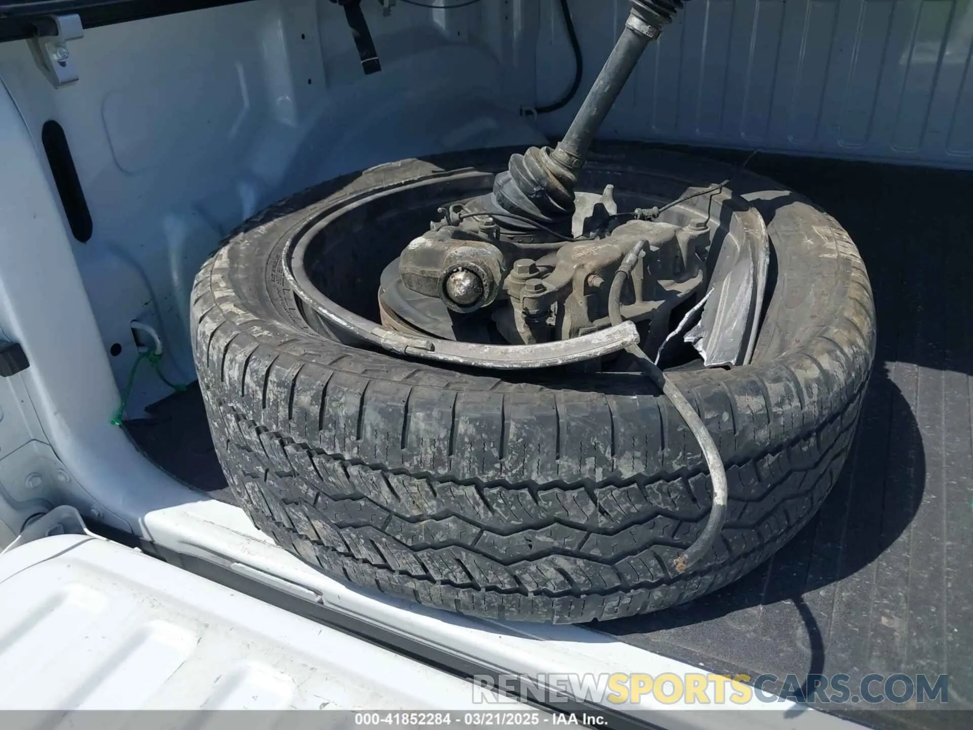 12 fotografías del automóvil dañado 1C6SRFJT0LN151641 RAM 1500 2020