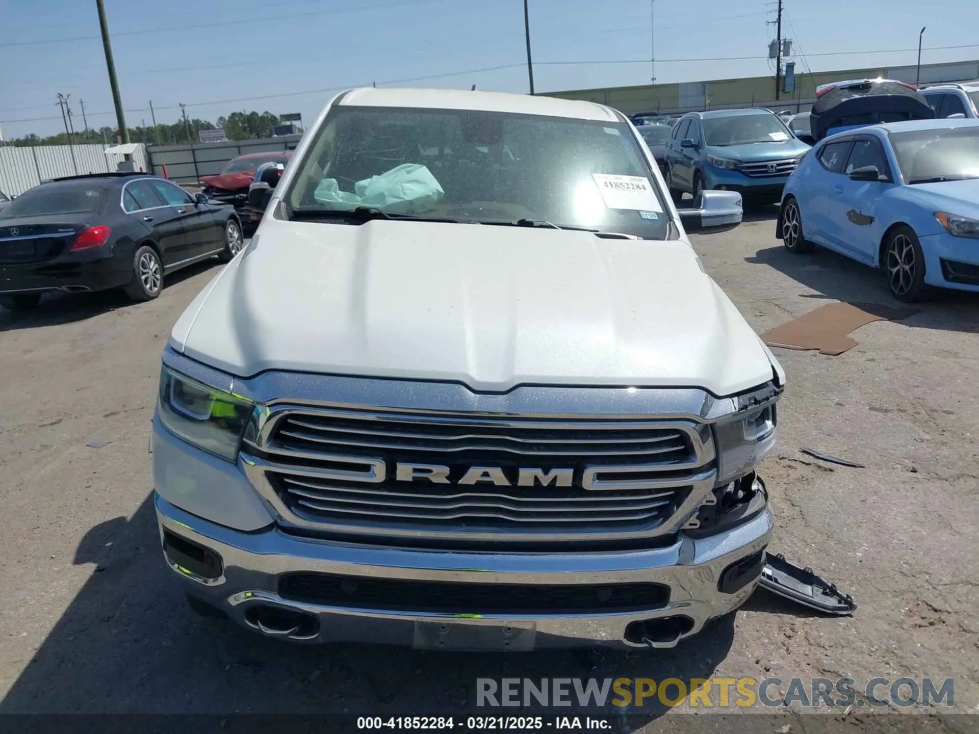 13 fotografías del automóvil dañado 1C6SRFJT0LN151641 RAM 1500 2020