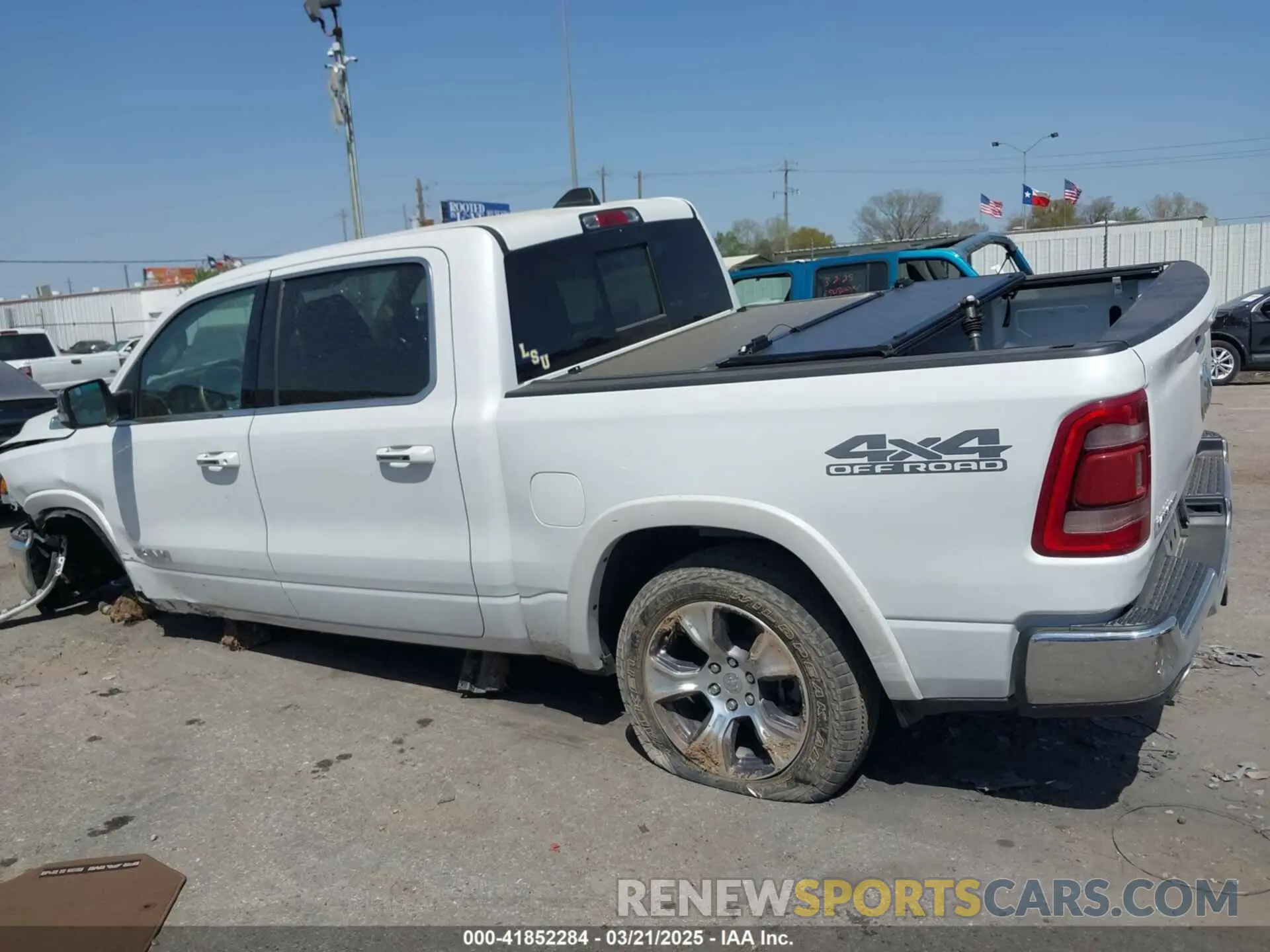 15 fotografías del automóvil dañado 1C6SRFJT0LN151641 RAM 1500 2020