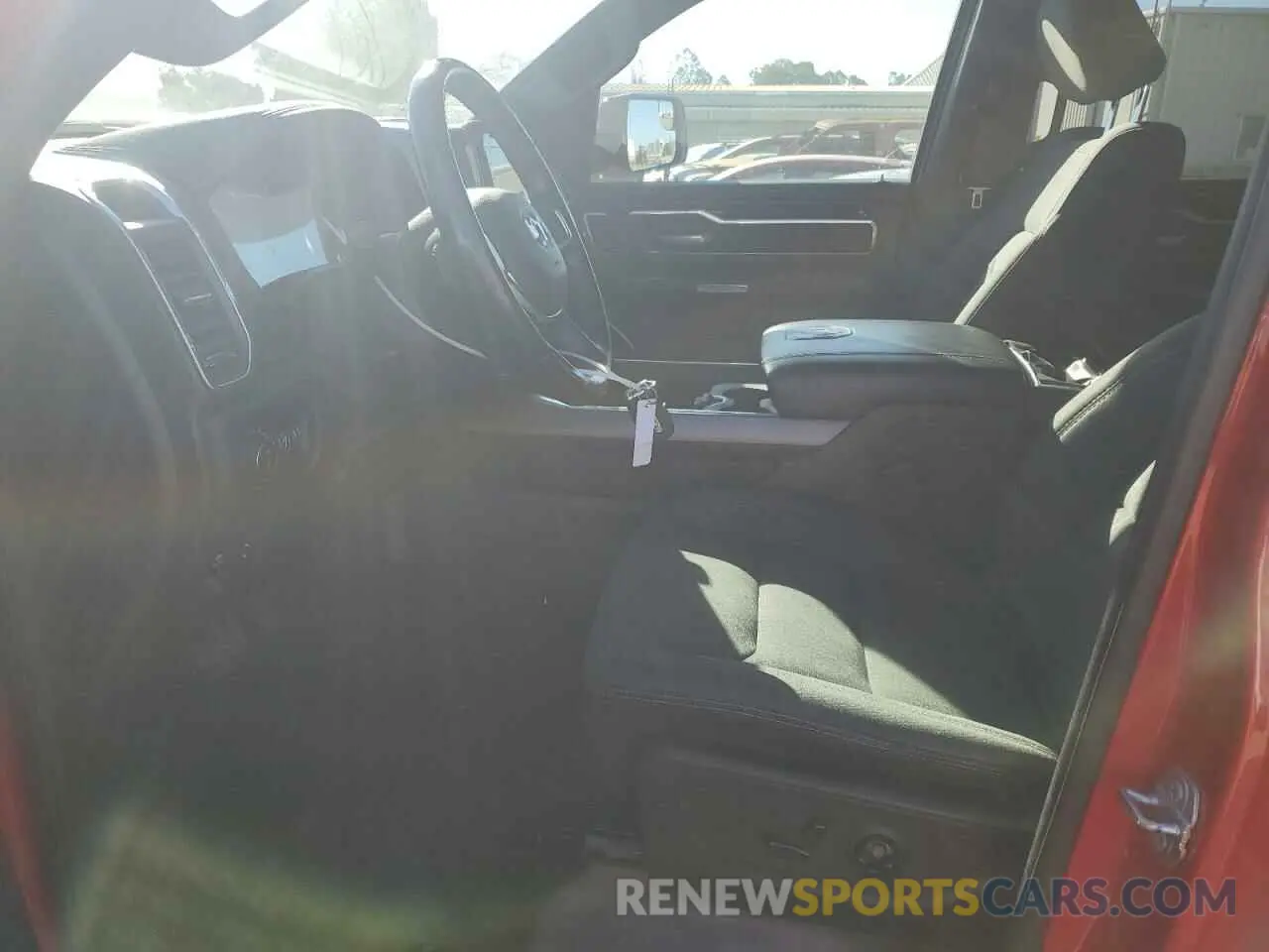 7 fotografías del automóvil dañado 1C6SRFJT0LN211403 RAM 1500 2020