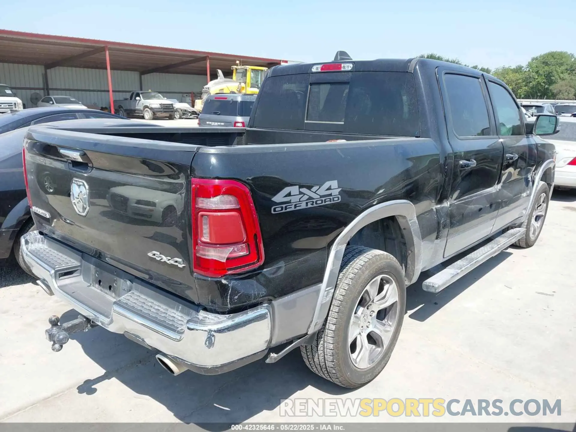 4 fotografías del automóvil dañado 1C6SRFJT0LN323862 RAM 1500 2020