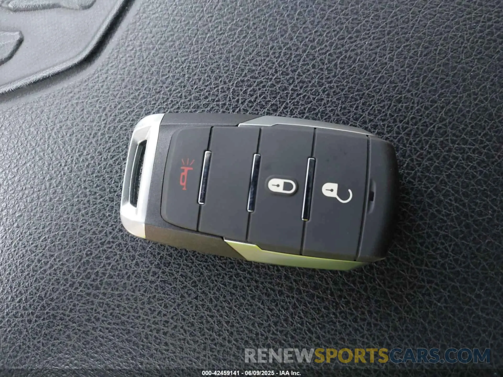 11 fotografías del automóvil dañado 1C6SRFJT1LN287776 RAM 1500 2020