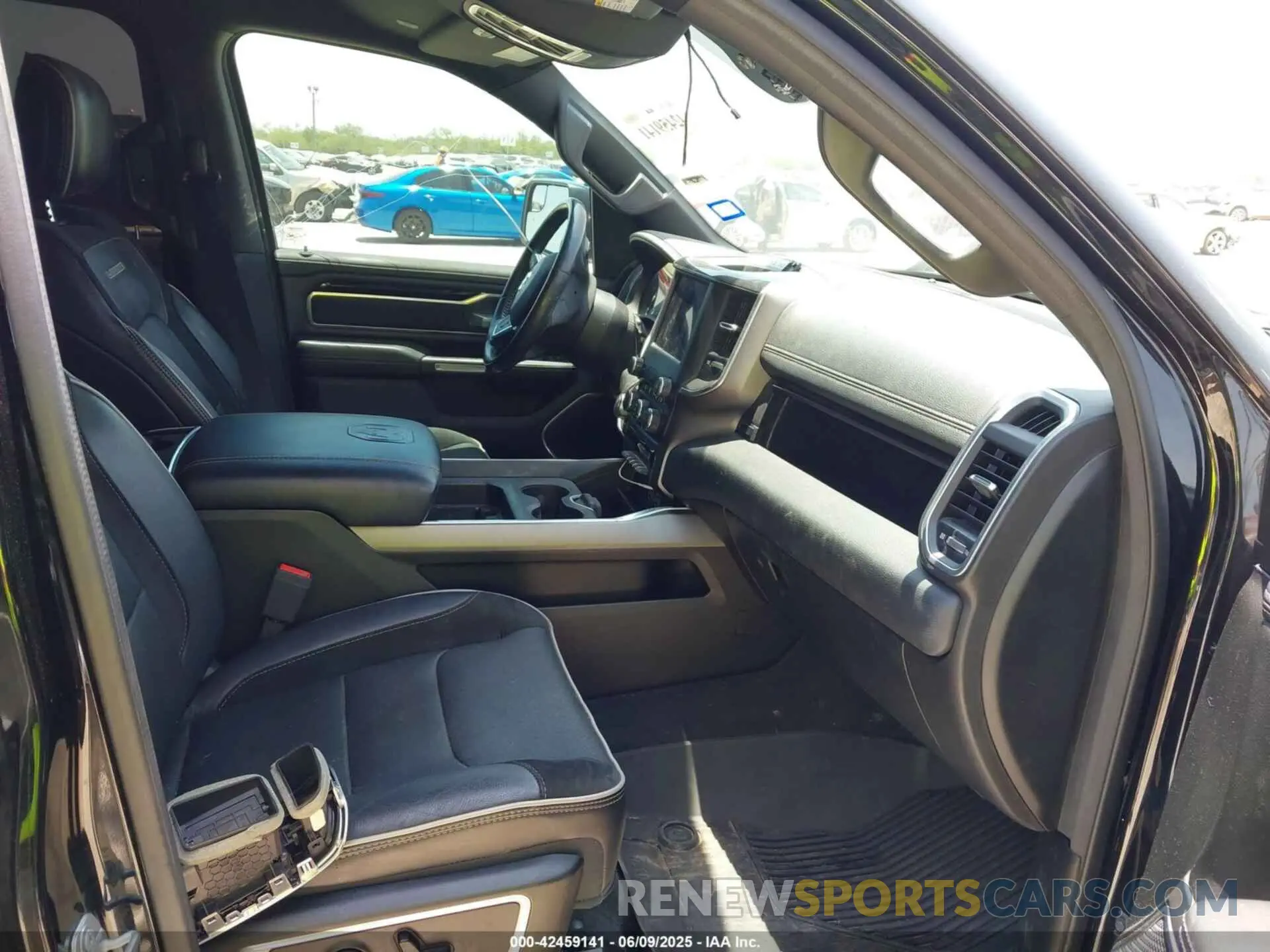 5 fotografías del automóvil dañado 1C6SRFJT1LN287776 RAM 1500 2020
