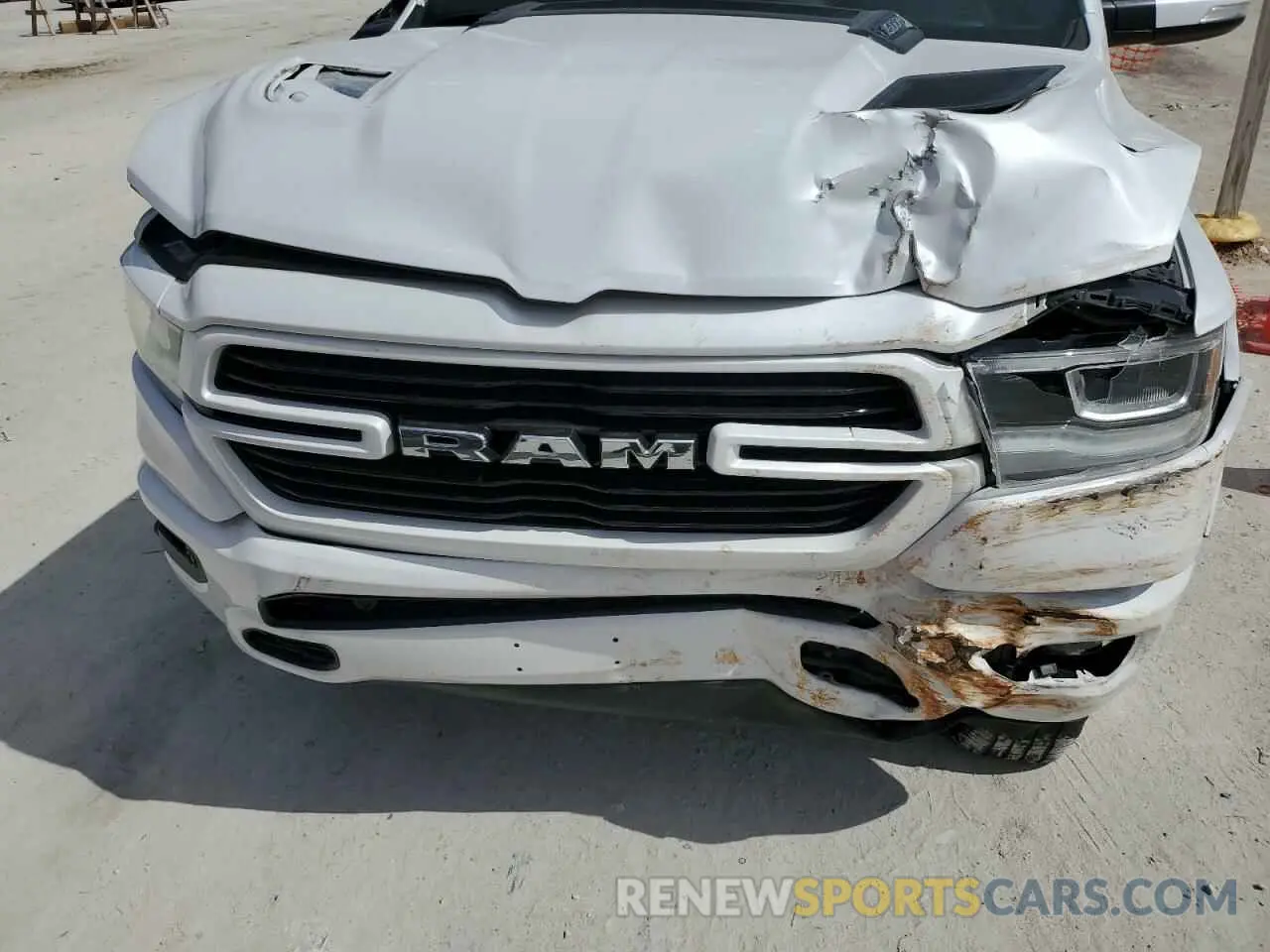11 fotografías del automóvil dañado 1C6SRFJT1LN296722 RAM 1500 2020