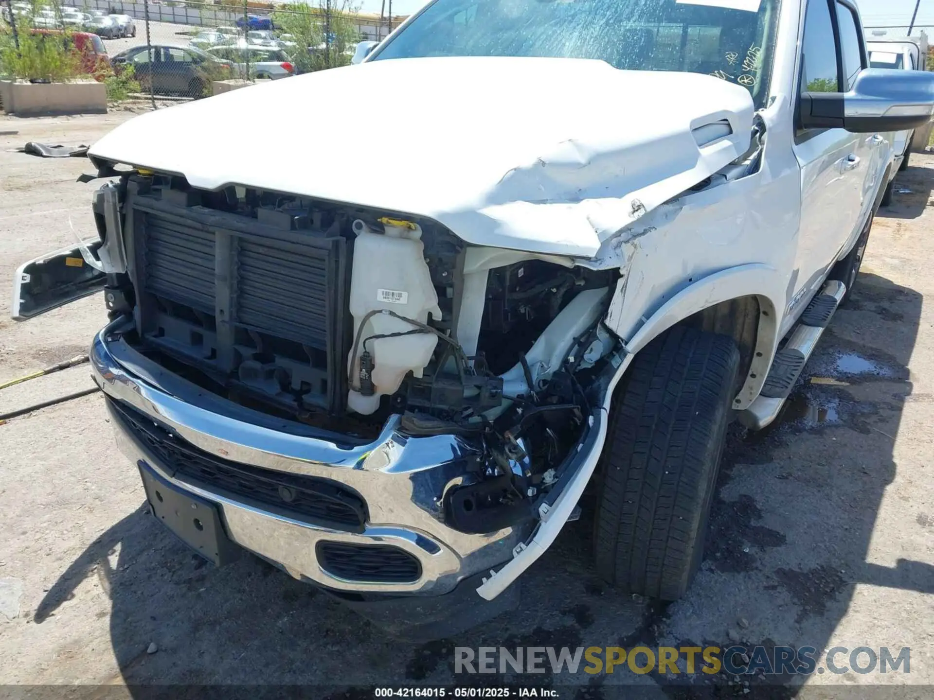 6 fotografías del automóvil dañado 1C6SRFJT1LN377445 RAM 1500 2020