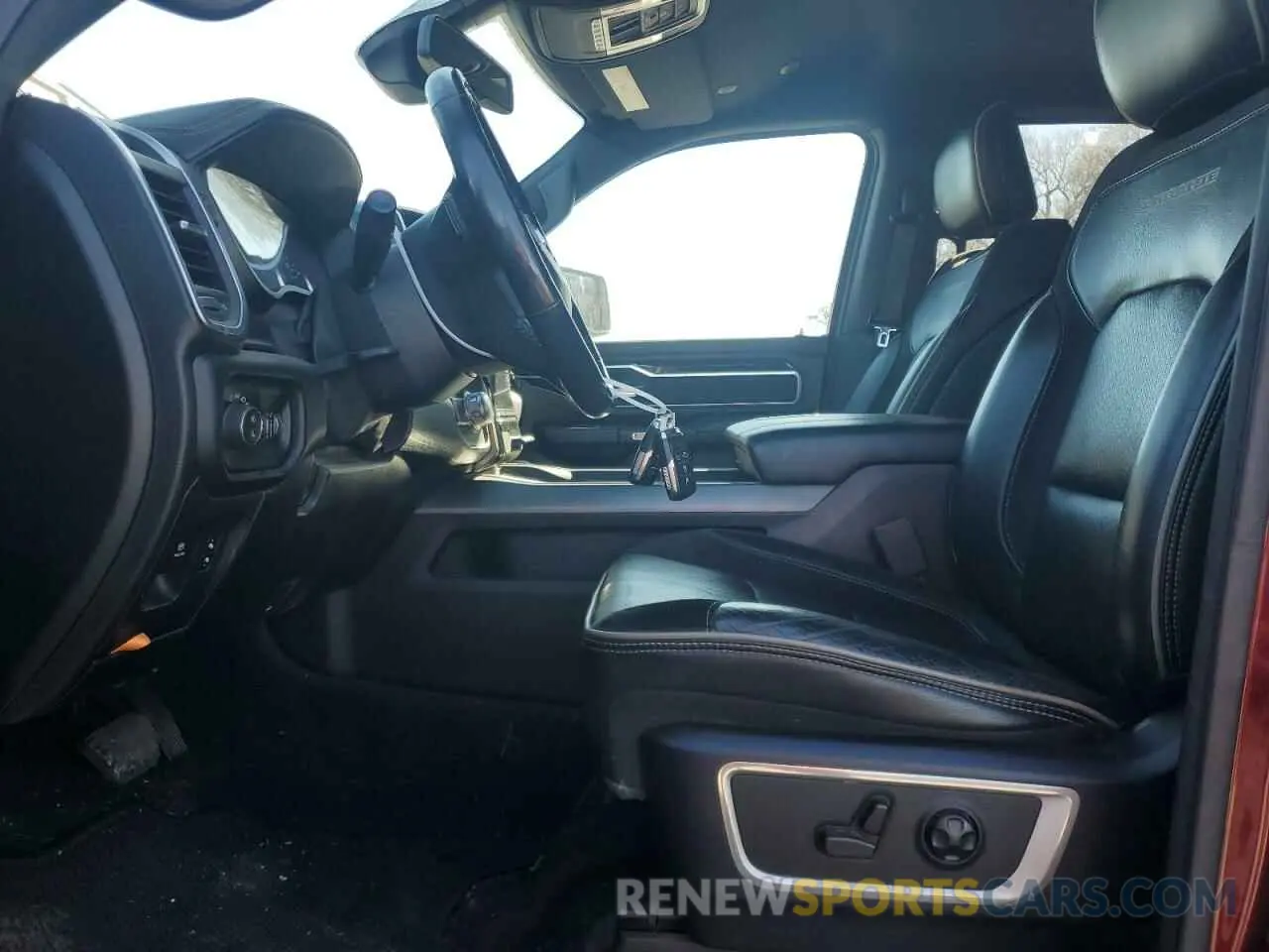 7 fotografías del automóvil dañado 1C6SRFJT2LN213525 RAM 1500 2020