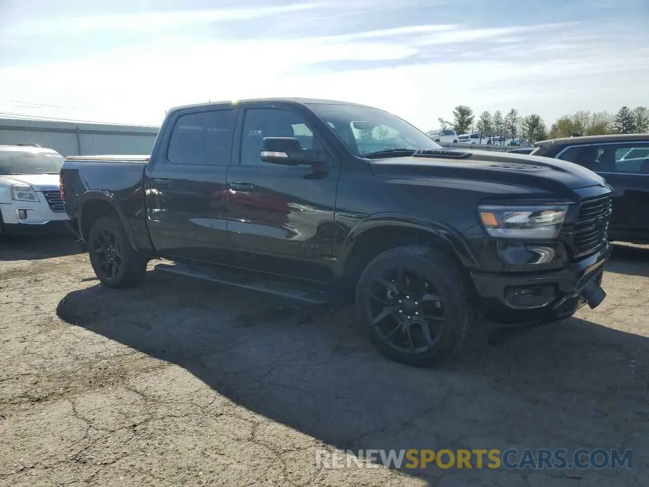 4 fotografías del automóvil dañado 1C6SRFJT3LN374448 RAM 1500 2020