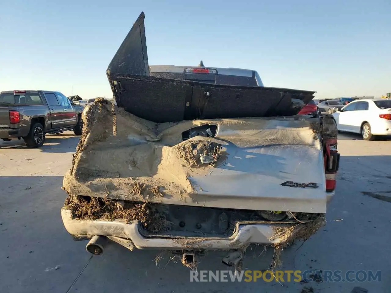 6 fotografías del automóvil dañado 1C6SRFJT7LN162071 RAM 1500 2020
