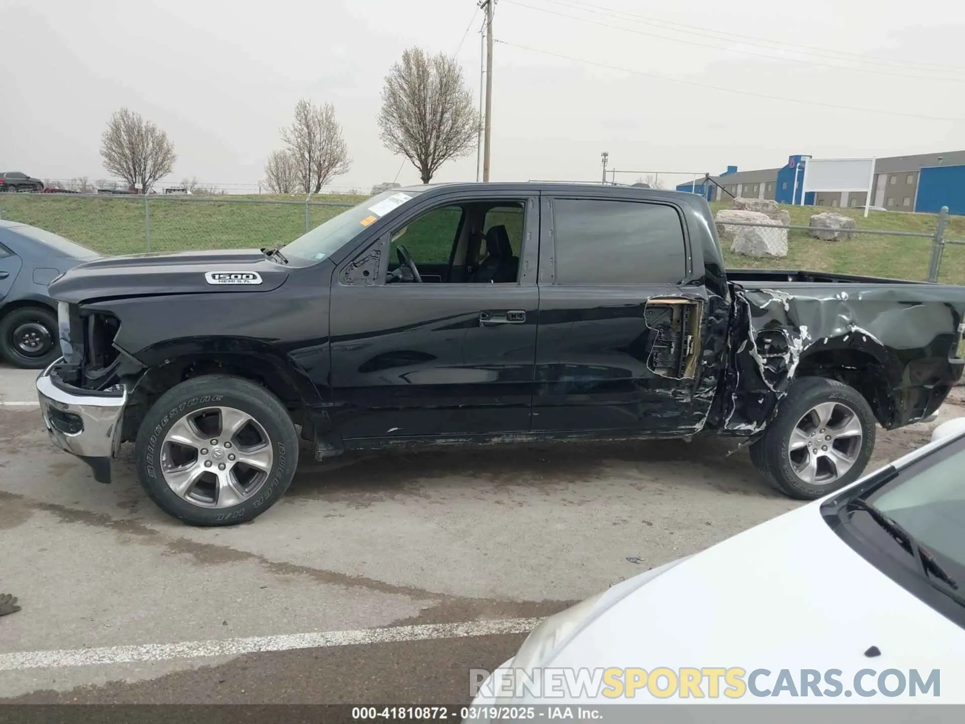 15 fotografías del automóvil dañado 1C6SRFJT8LN419772 RAM 1500 2020