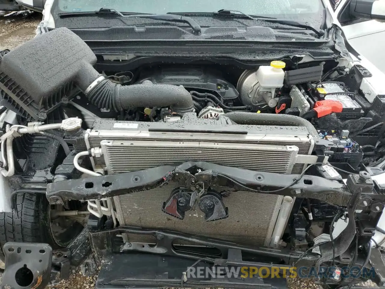 11 fotografías del automóvil dañado 1C6SRFJT9LN143232 RAM 1500 2020