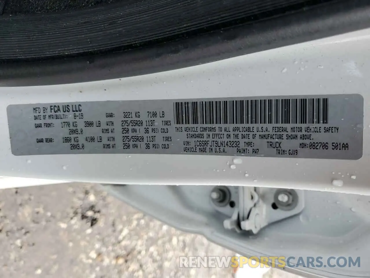 13 fotografías del automóvil dañado 1C6SRFJT9LN143232 RAM 1500 2020