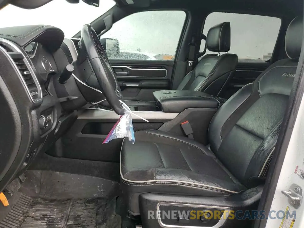 7 fotografías del automóvil dañado 1C6SRFJT9LN143232 RAM 1500 2020