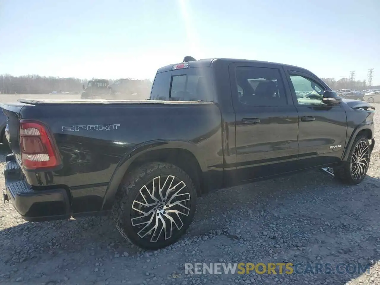 3 fotografías del automóvil dañado 1C6SRFJTXLN157284 RAM 1500 2020