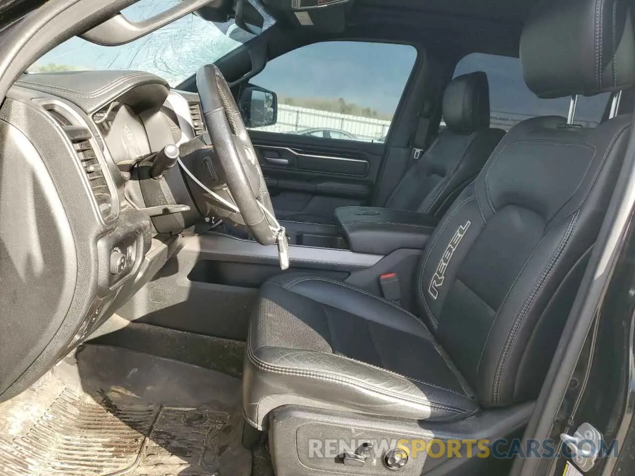 7 fotografías del automóvil dañado 1C6SRFLM6LN306991 RAM 1500 2020