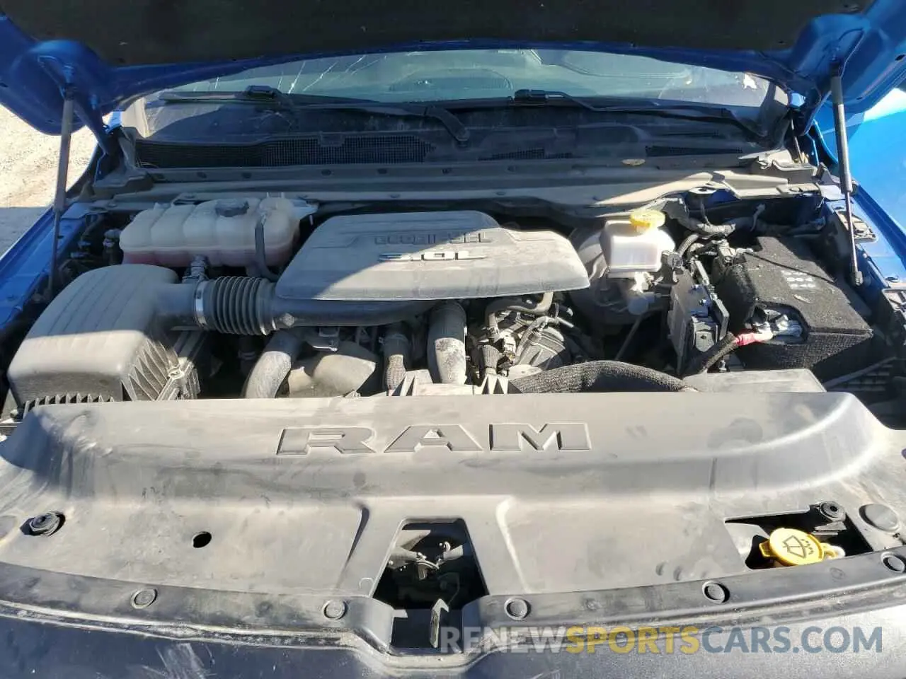13 fotografías del automóvil dañado 1C6SRFLM9LN359457 RAM 1500 2020