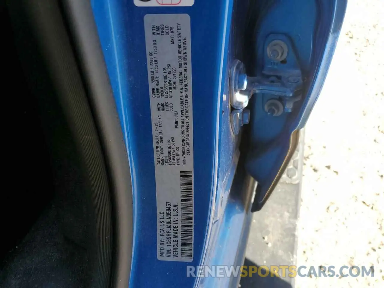 14 fotografías del automóvil dañado 1C6SRFLM9LN359457 RAM 1500 2020