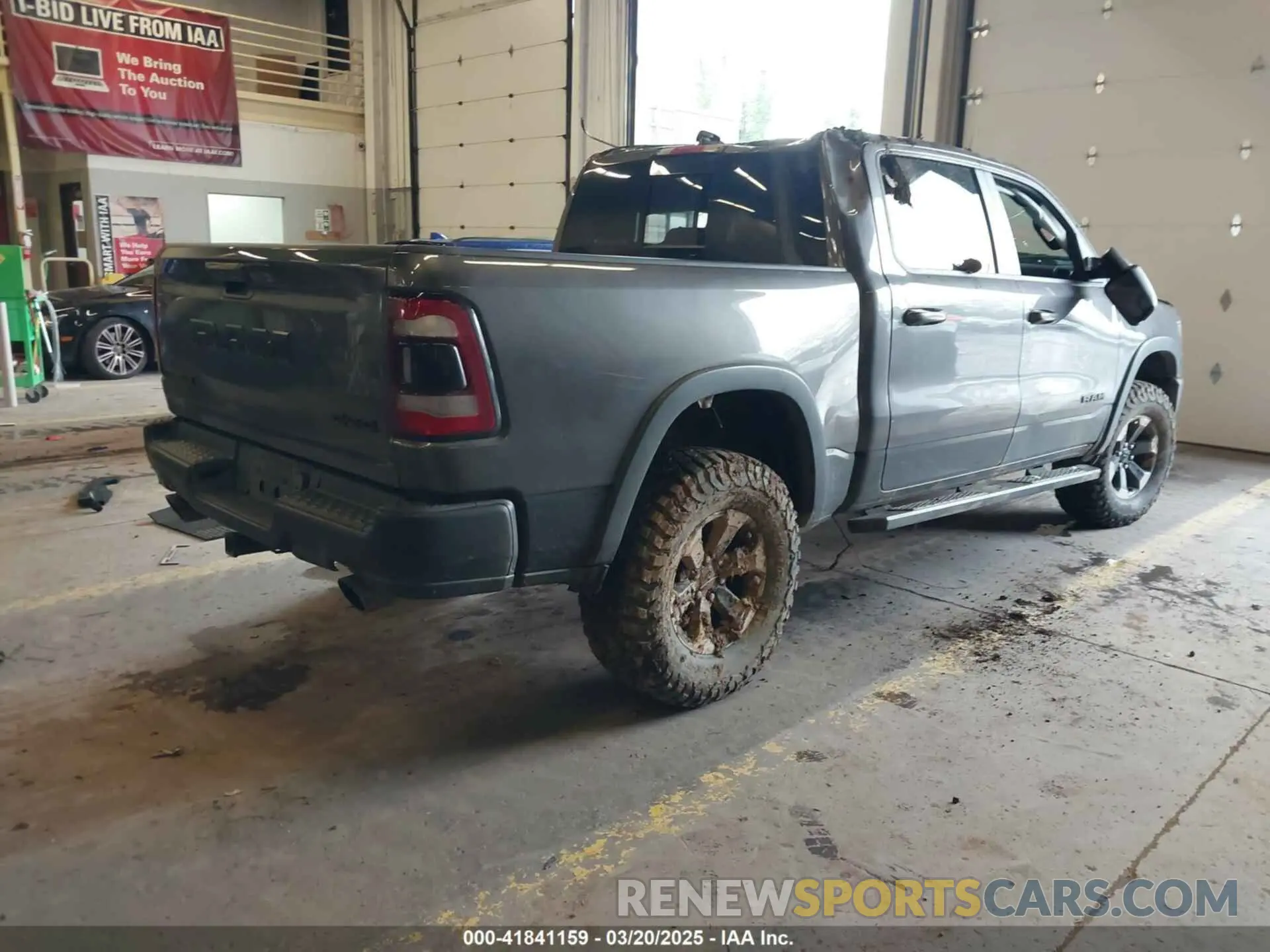 4 fotografías del automóvil dañado 1C6SRFLT0LN162491 RAM 1500 2020