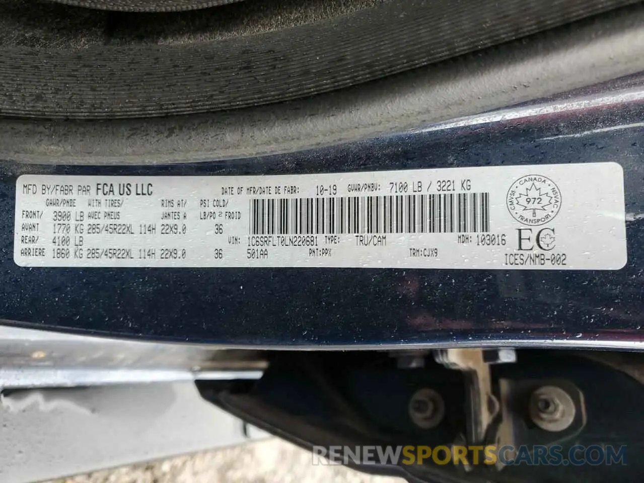 13 fotografías del automóvil dañado 1C6SRFLT0LN220681 RAM 1500 2020