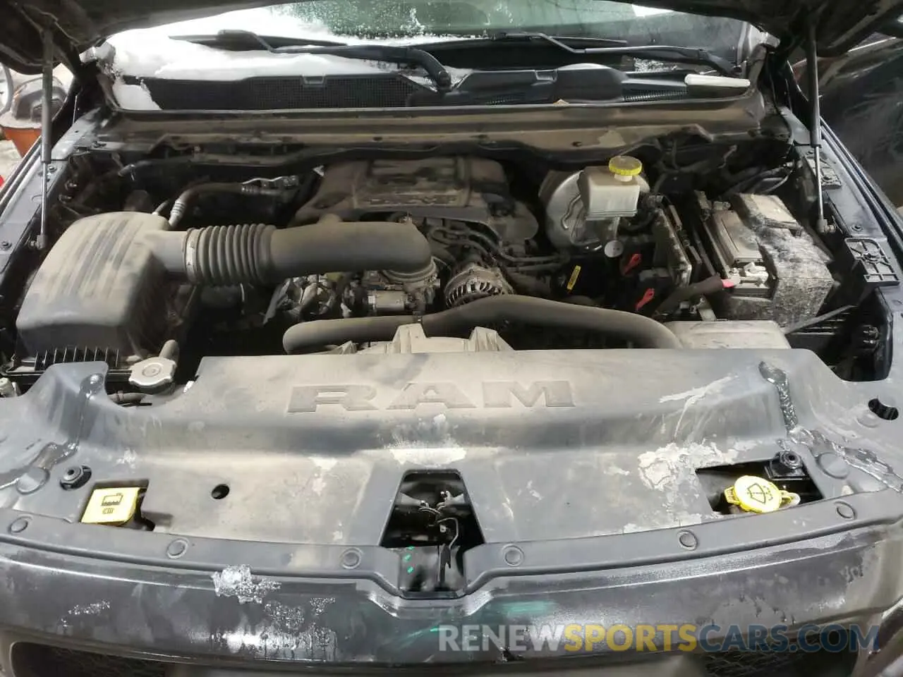 11 fotografías del automóvil dañado 1C6SRFLT0LN293467 RAM 1500 2020