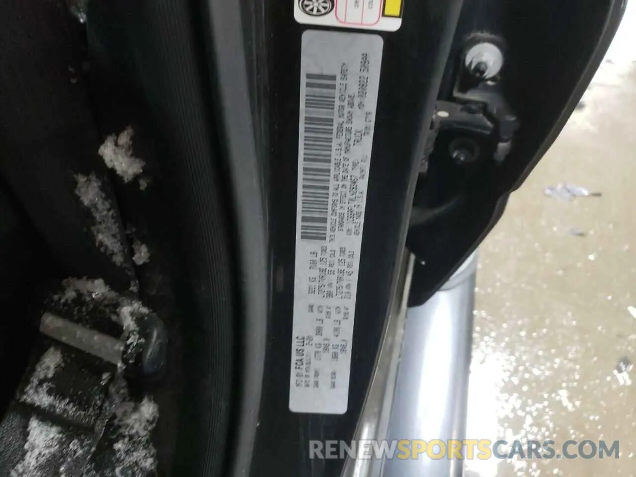 12 fotografías del automóvil dañado 1C6SRFLT0LN293467 RAM 1500 2020