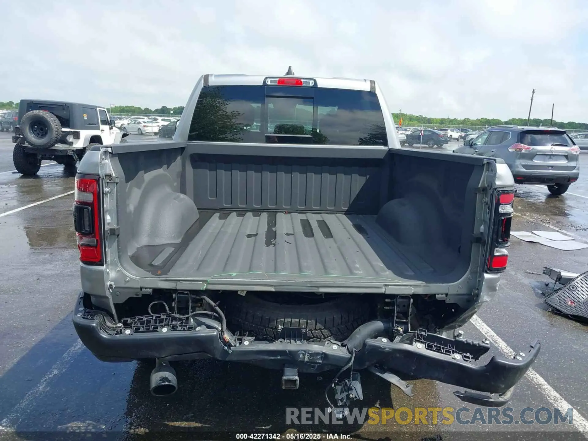 6 fotografías del automóvil dañado 1C6SRFLT1LN279335 RAM 1500 2020