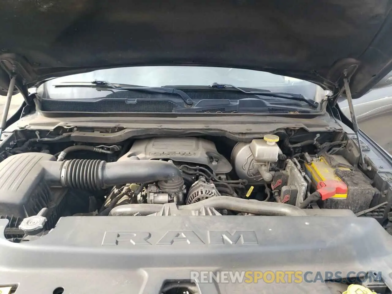 11 fotografías del automóvil dañado 1C6SRFLT5LN154225 RAM 1500 2020