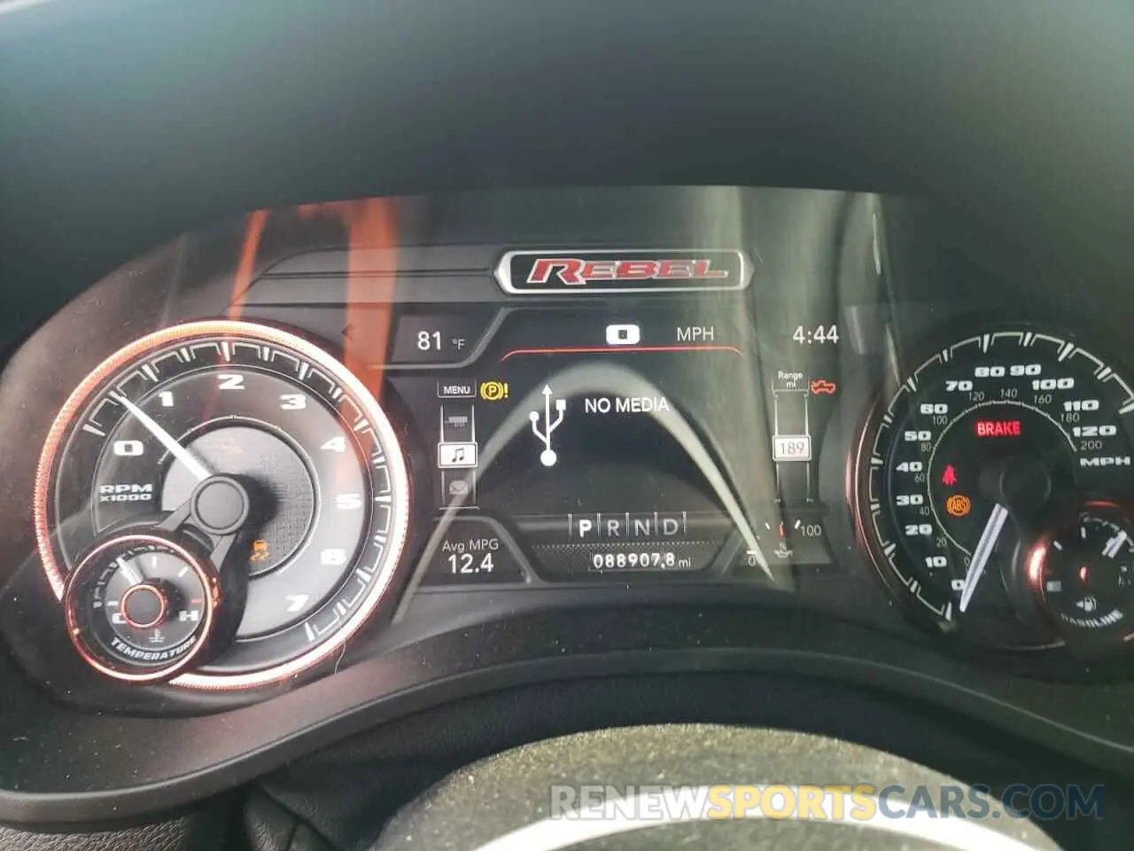 9 fotografías del automóvil dañado 1C6SRFLT5LN154225 RAM 1500 2020