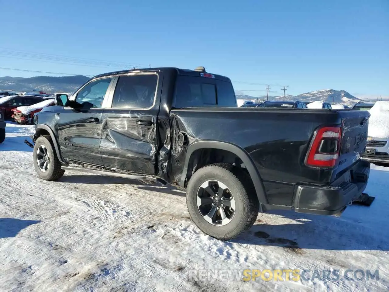 2 fotografías del automóvil dañado 1C6SRFLT6LN116499 RAM 1500 2020