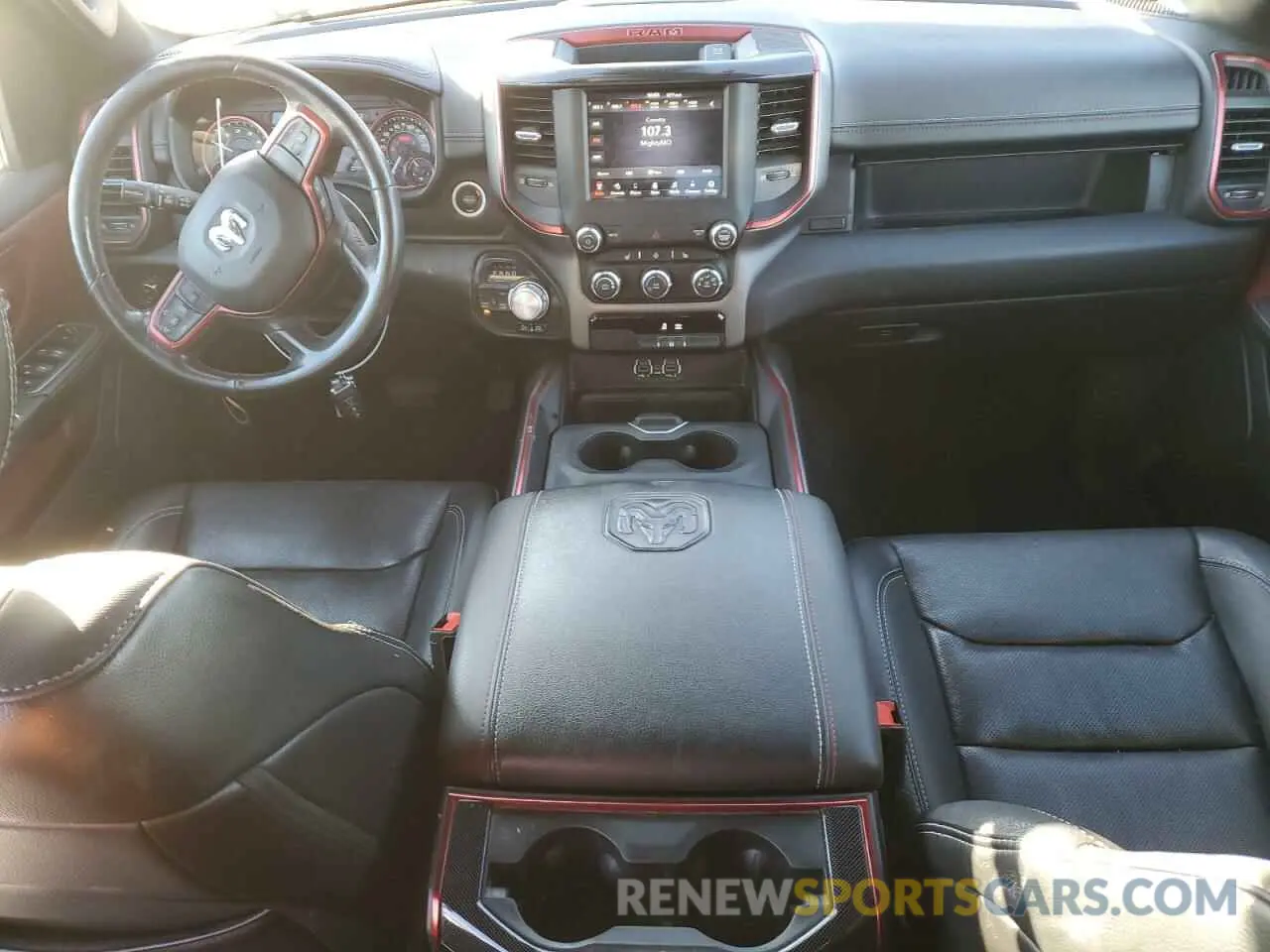 8 fotografías del automóvil dañado 1C6SRFLT6LN116499 RAM 1500 2020