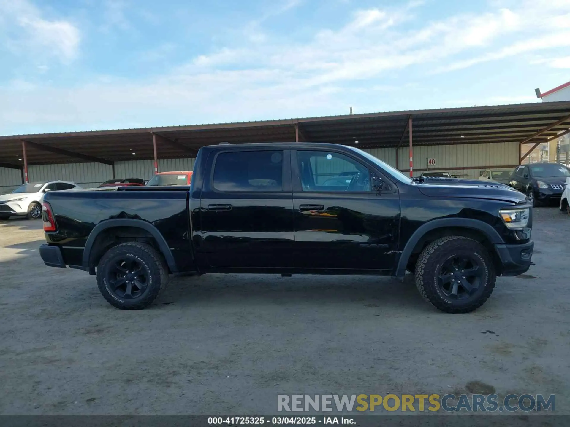 14 fotografías del automóvil dañado 1C6SRFLT8LN130355 RAM 1500 2020