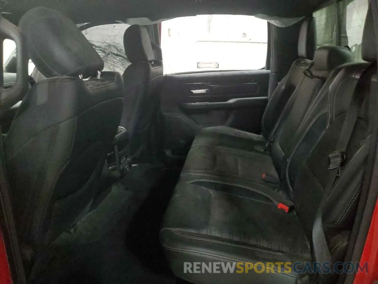 10 fotografías del automóvil dañado 1C6SRFLT8LN195156 RAM 1500 2020